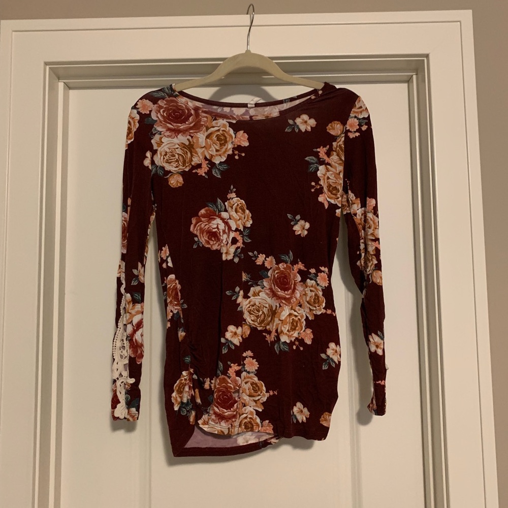 Floral maternity shirt